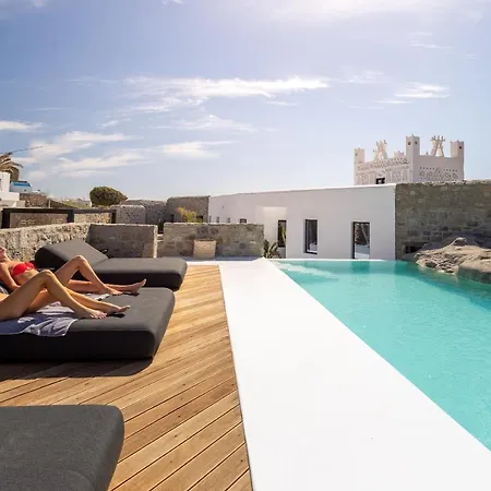 Black Villa- Cave Heated Pool 别墅 *