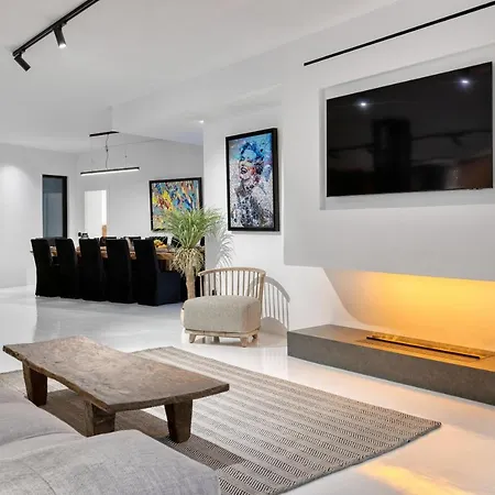 빌라 Black Villa- Cave Heated Pool Mykonos Town